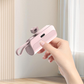 ✨Tragbare Powerbank mit hoher Kapazität und integrierten Kabeln