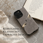 📢📢Zeitlich begrenztes Sonderangebot：1+1 GRATIS!⏰iPhone Hülle in Wildleder-Optik mit Kreuz-Motiv – Vintage Design & stilvoller Schutz
